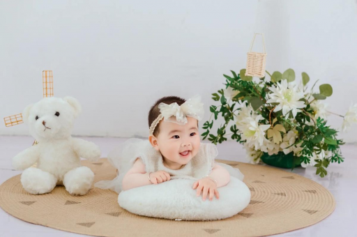 琼中宝宝三个月抬头不稳